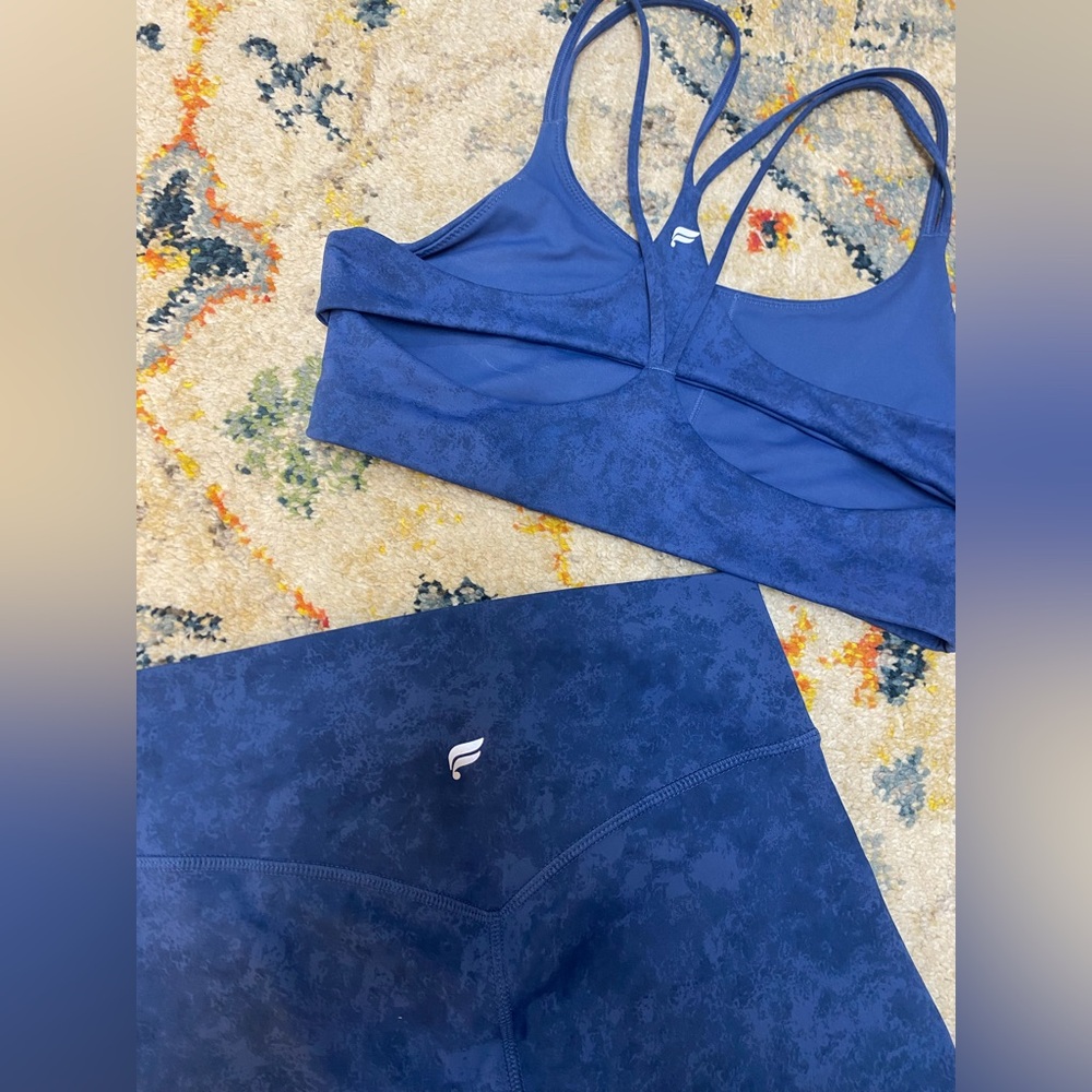 Fabletics Set - Picture 3 of 3